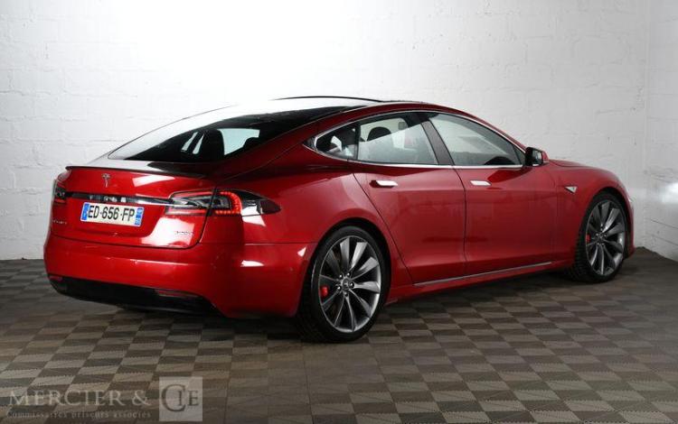 TESLA MODEL S P90D LUDICROUS ROUGE ED-656-FP