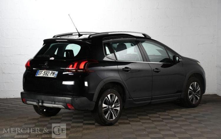 PEUGEOT 2008 1,6 BLUE HDI 120 ALLURE NOIR EF-592-PM