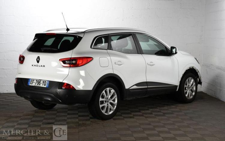 RENAULT KADJAR 1,6 DCI130 ENERGY BLANC EF-796-YQ