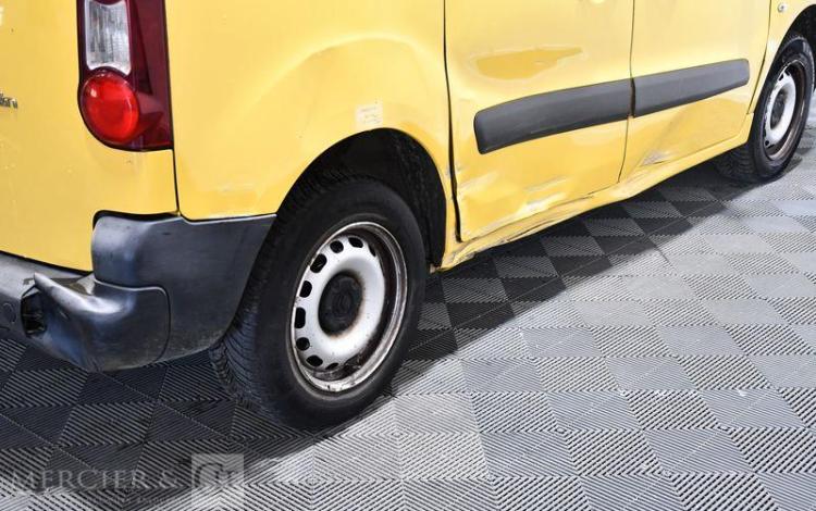 CITROEN BERLINGO L1 2,0 BLUEHDI 75CH CONFORT JAUNE EK-296-MM