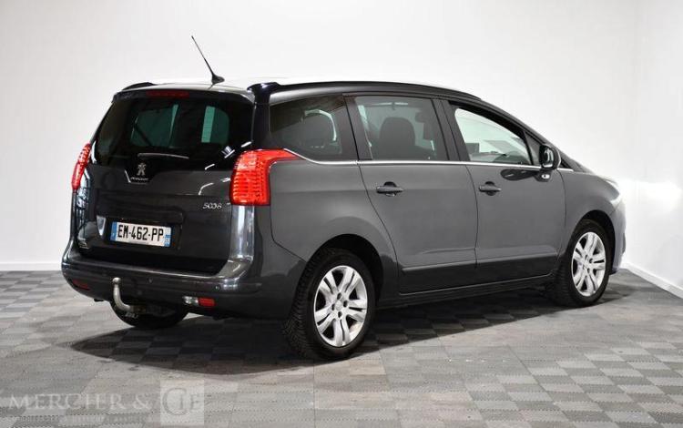 PEUGEOT 5008 1,6 HDI ALLURE 7PL GRIS EM-462-PP