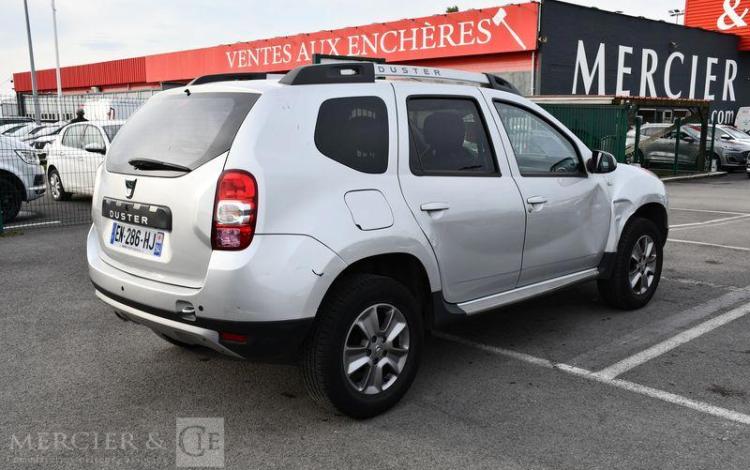 DACIA DUSTER LAUREATE PLUS 2017 DCI 110 4X2 GRIS EN-286-HJ