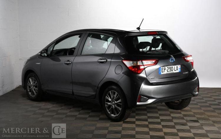 TOYOTA YARIS 75 VVT-I DYNAMIC GRIS EP-290-LA