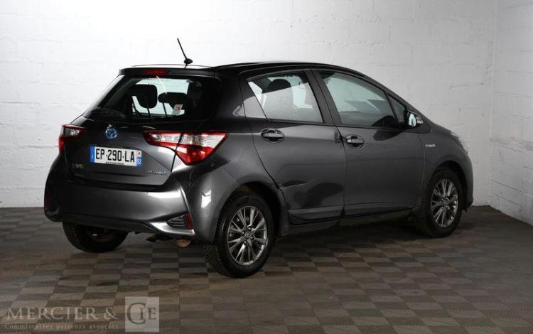 TOYOTA YARIS 75 VVT-I DYNAMIC GRIS EP-290-LA