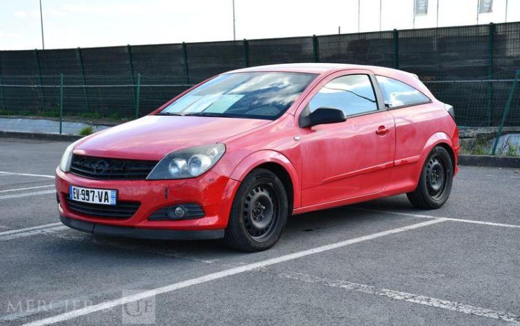 OPEL ASTRA ROUGE EV-997-VA