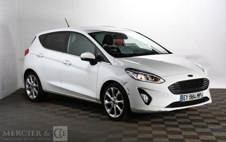 FORD FIESTA 1,5 TDCI 85CH TITANIUM S&S BLANC EY-984-MP