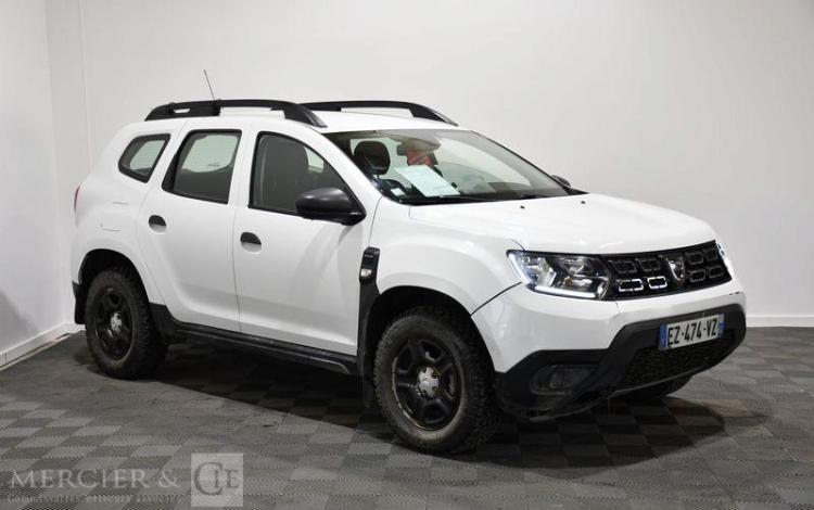 DACIA DUSTER 1,5 DCI 110 ESSENTIEL 4X4 BLANC EZ-474-VZ