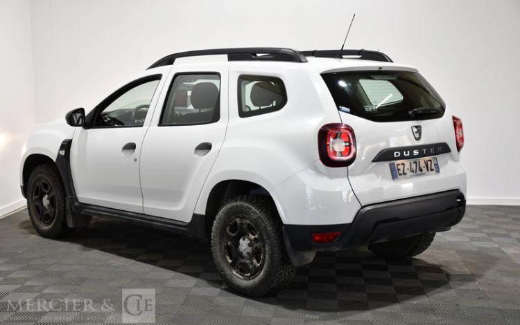 DACIA DUSTER 1,5 DCI 110 ESSENTIEL 4X4 BLANC EZ-474-VZ