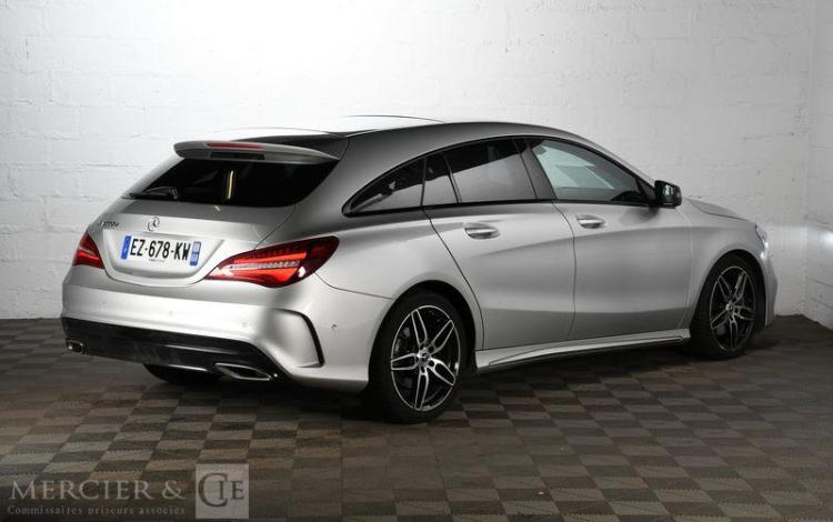 MERCEDES CLA SHOOTING BRAKE 220 FASCINATION GRIS EZ-678-KW