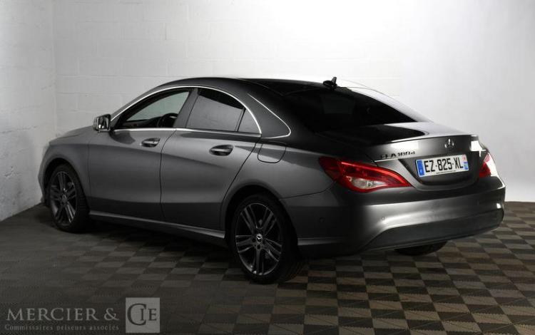 MERCEDES CLA 180 D INSPIRATION GRIS EZ-825-XL