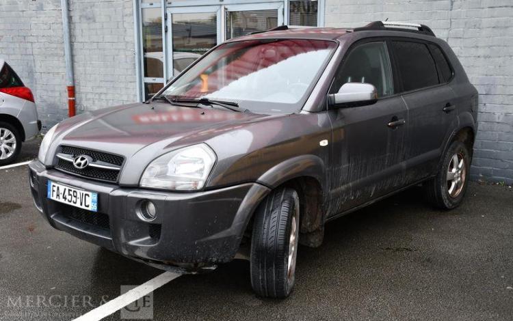 HYUNDAI TUCSON GRIS FA-459-VC