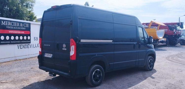 FIAT DUCATO 2,3 D – 131 CV – AN 2019 – 18329 KLM NOIR FE-503-RY