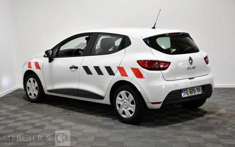 RENAULT CLIO IV STE 1,5 DCI 75 AIR DERIV VP 2pl BLANC FE-970-YR