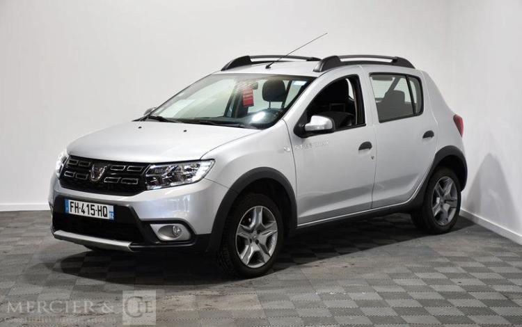 DACIA SANDERO URBAN STEPWAY BERLINE SCE 75 GRIS FH-415-HQ