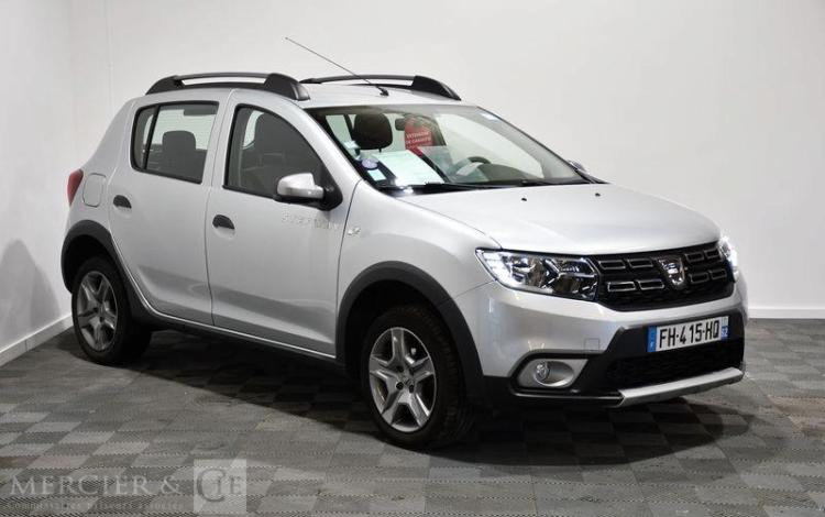 DACIA SANDERO URBAN STEPWAY BERLINE SCE 75 GRIS FH-415-HQ