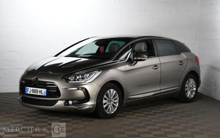 DS DS5 1,6 BLUE HDI 120 CHIC GRIS FJ-889-HL