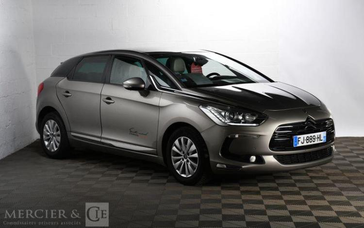 DS DS5 1,6 BLUE HDI 120 CHIC GRIS FJ-889-HL