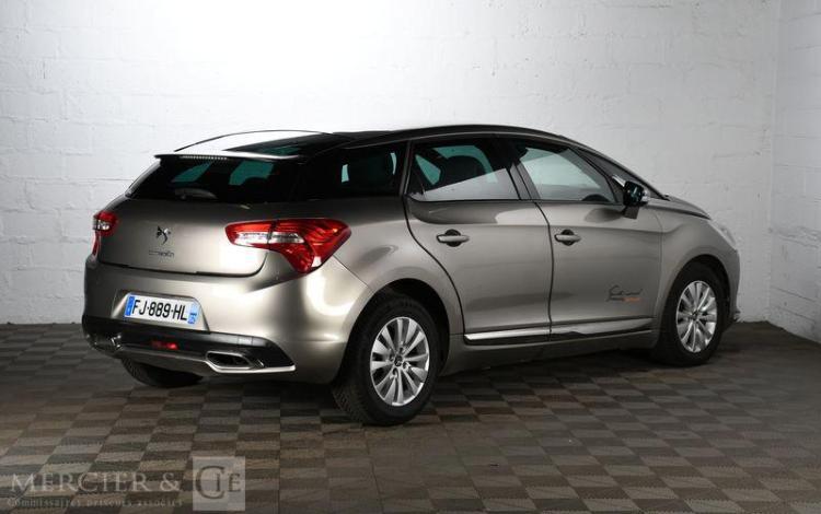 DS DS5 1,6 BLUE HDI 120 CHIC GRIS FJ-889-HL