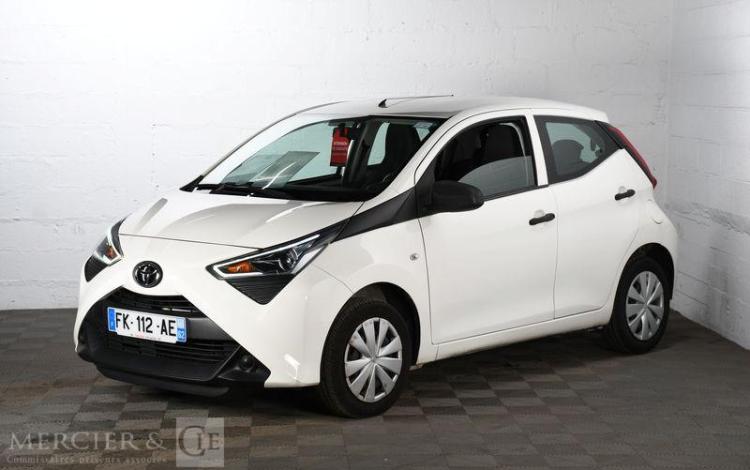 TOYOTA AYGO 1,0 VVT-i X 5P BLANC FK-112-AE