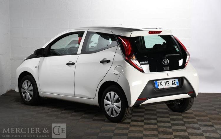 TOYOTA AYGO 1,0 VVT-i X 5P BLANC FK-112-AE