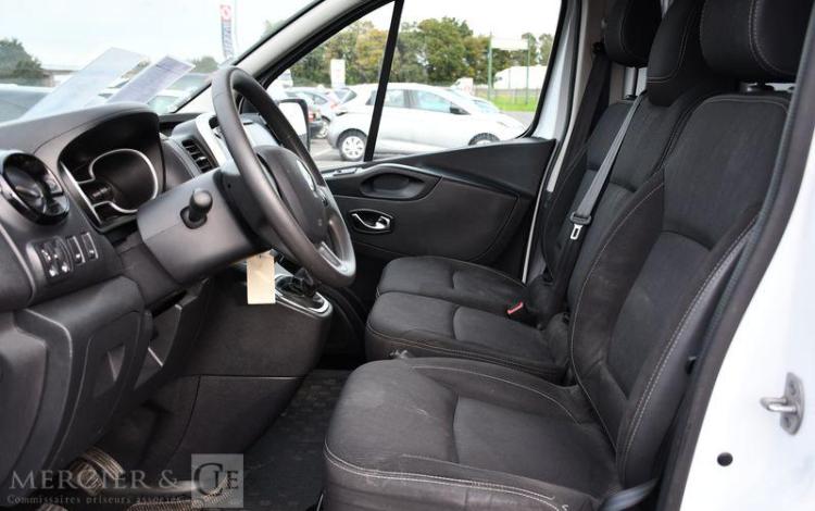 RENAULT TRAFIC FG GCF L2H1 1300 DCI 120 BLANC FL-235-FQ