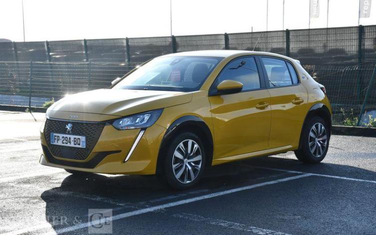 PEUGEOT e-208 ACTIVE 136CH JAUNE FP-294-BQ