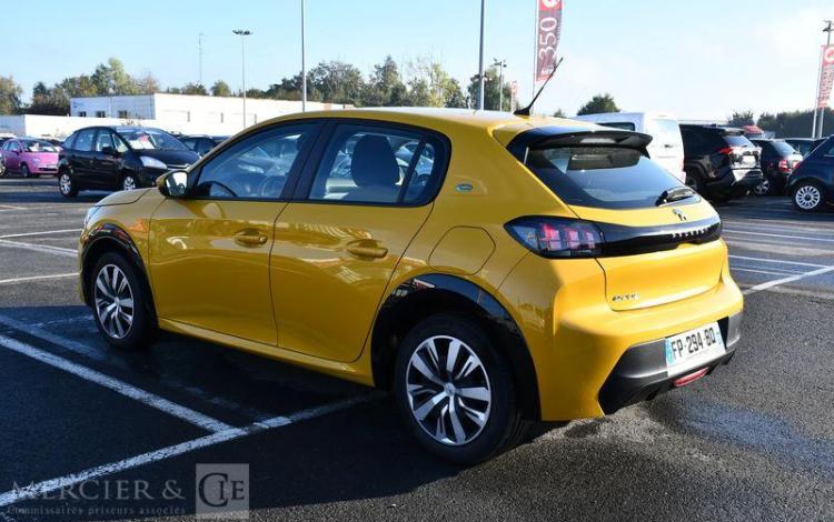 PEUGEOT e-208 ACTIVE 136CH JAUNE FP-294-BQ