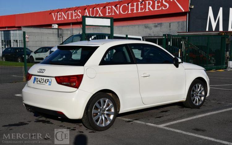 AUDI A1 1,4 TFSI 122 AMBITION BLANC FQ-423-KP