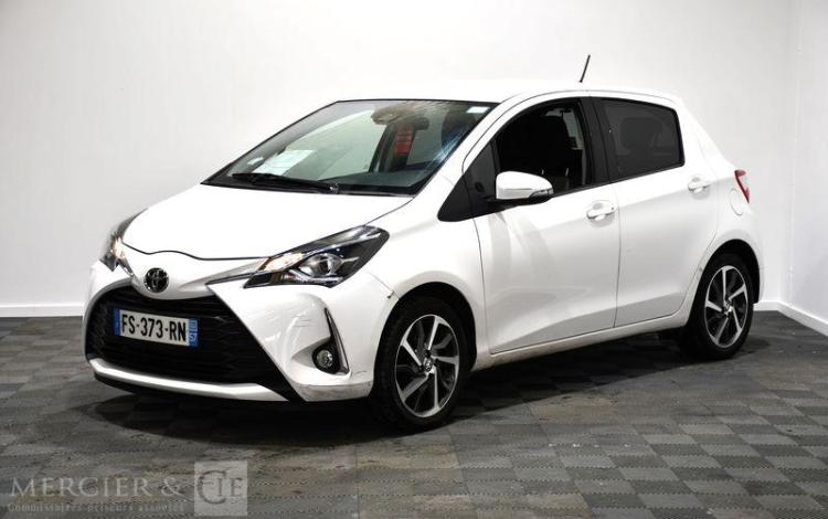 TOYOTA YARIS immo police vente à pro uniquement BLANC FS-373-RN