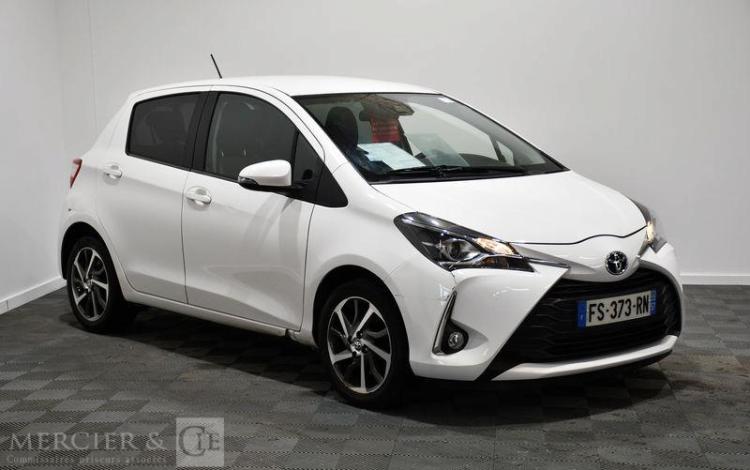 TOYOTA YARIS immo police vente à pro uniquement BLANC FS-373-RN