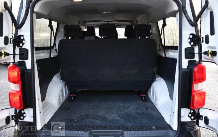 TOYOTA PROACE COMBI NOIR FV-461-XN