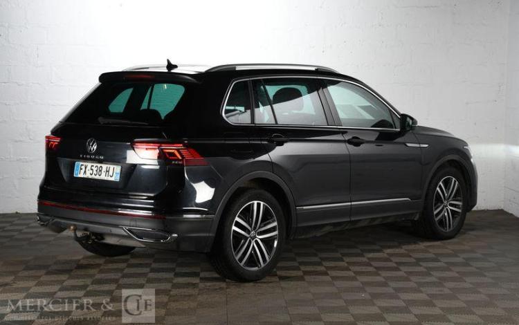 VOLKSWAGEN TIGUAN 2,0 TDI 150 DSG7 NOIR FX-538-HJ