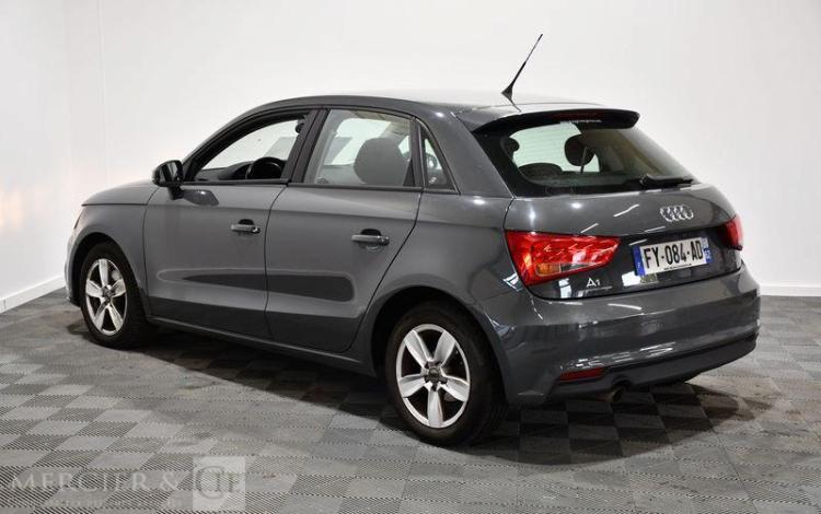 AUDI A1 SPORTBACK 1,6 TDI 115 AMBIENTE GRIS FY-084-AD