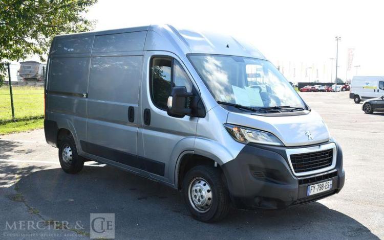 PEUGEOT BOXER 330 L2H2 BLUEHDI 140CH S&S GRIS FY-798-ES