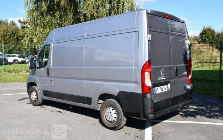 PEUGEOT BOXER 330 L2H2 BLUEHDI 140CH S&S GRIS FY-798-ES