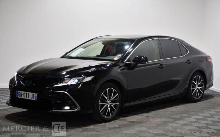 TOYOTA CAMRY NOIR GA-011-JT