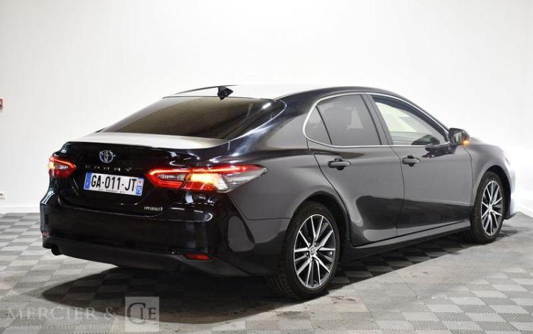 TOYOTA CAMRY NOIR GA-011-JT