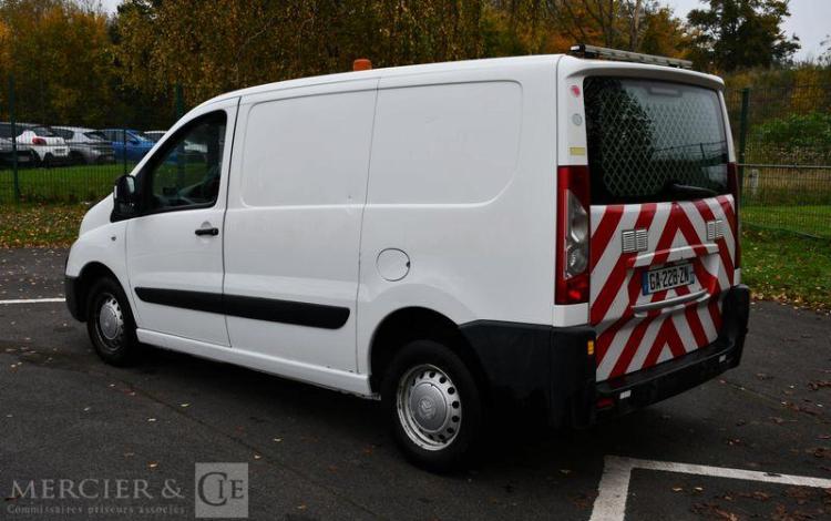 CITROEN JUMPY BLANC GA-228-ZN