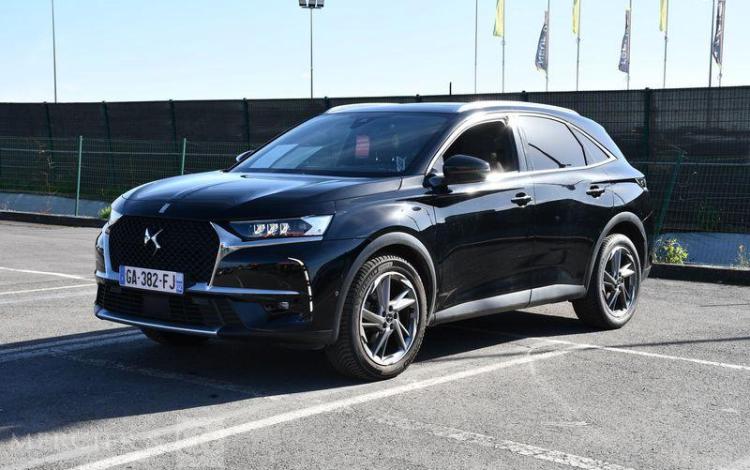 DS DS7 CROSSBACK BLUEHDI 130 BLEU GA-382-FJ