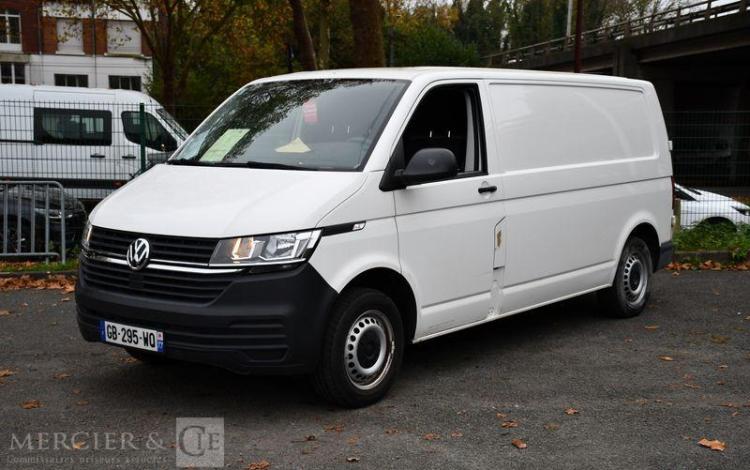 VOLKSWAGEN TRANSPORTEUR BLANC GB-295-WQ