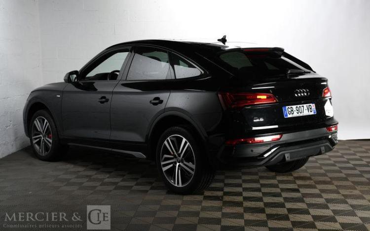 AUDI Q5 NOIR GB-907-VB