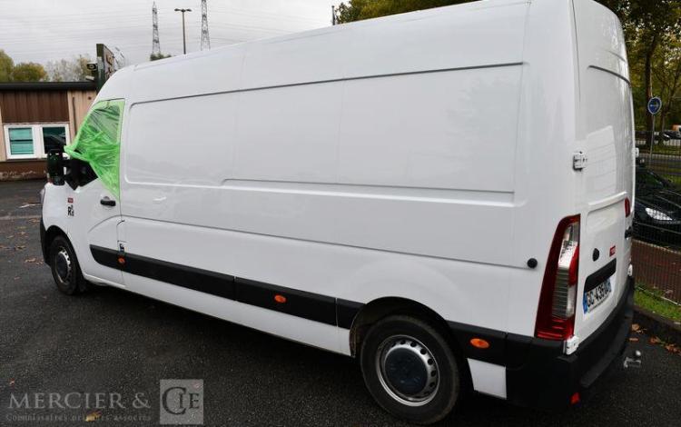 RENAULT MASTER RED VAN FWD 3T5 E6 L3H2 – EN L’ETAT BLANC GC-435-QC