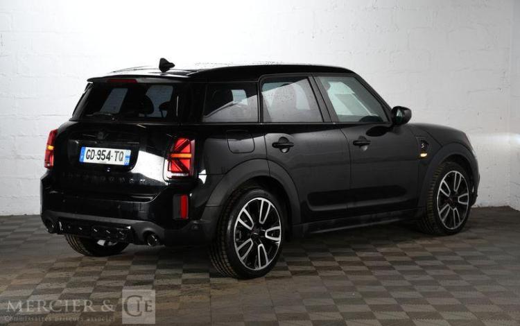 MINI COUNTRYMAN COOPER SD ALL4 NOIR GD-954-TQ