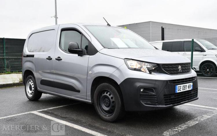 PEUGEOT PARTNER ASPHALT STANDARD 650kg BLUEHDI GRIS GE-081-WX