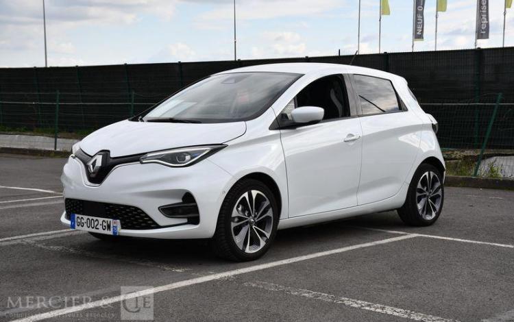 RENAULT ZOE E-TECH 100% TECHNO R135 BLANC GG-002-GW