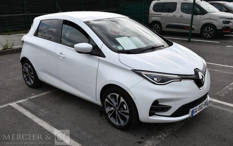 RENAULT ZOE E-TECH 100% TECHNO R135 BLANC GG-002-GW