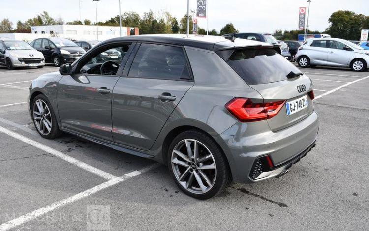 AUDI A1 SPORTBACK 40 TFSI 2,0 207CH GRIS GJ-748-ZY