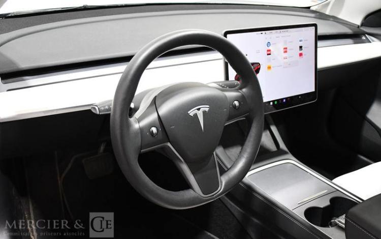 TESLA MODEL 3 GDE AUTO 4M BLEU GK-883-JS