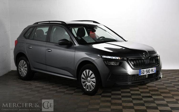 SKODA KAMIQ ACTIVE 1,0 TSI EVO 95CH GRIS GQ-580-MJ