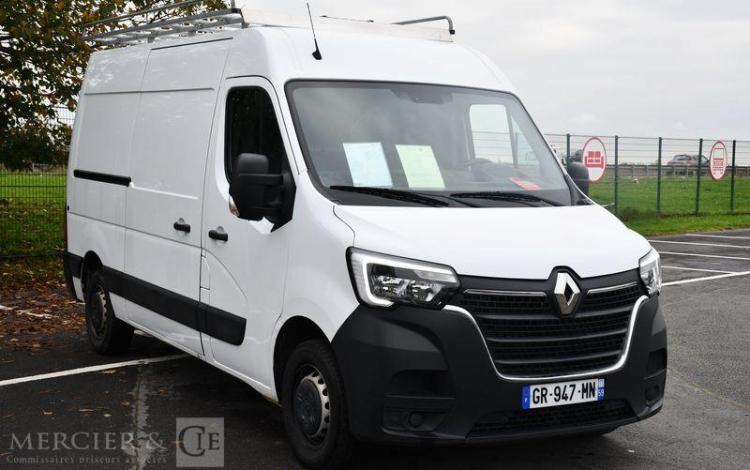 RENAULT MASTER F3300 L2H2 BLUE DCI 135 CONFORT BLANC GR-947-MN